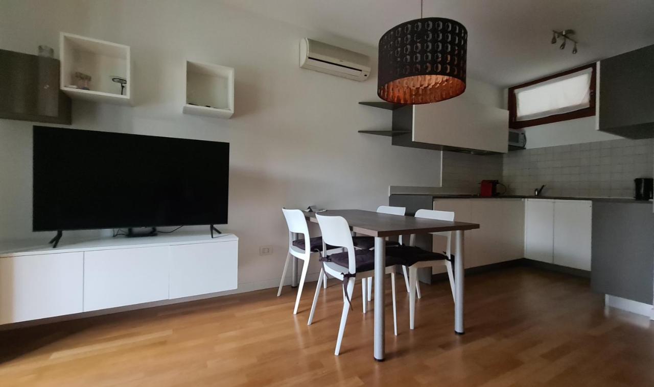 Garda Lake Aloha Apartments Torbole Sul Garda Exterior foto